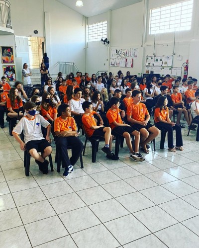 Alunos Do Col Gio Ceeduc Participam De Palestra Sobre Bullying E Suas