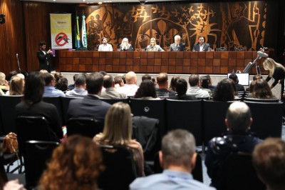 Instituto de Tecnologia do Paraná (Tecpar) apresenta novas tecnologias de combate à dengue na Assembleia Legislativa