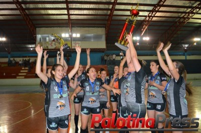 Palotina goleia e conquista a 1ª Copa Amop de Futsal Feminino