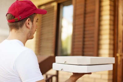 São Miguel do Iguaçu - Assaltantes encomendam pizza por telefone e roubam entregador