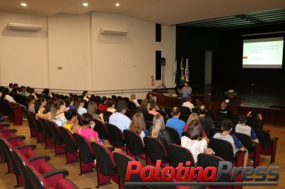 Pais e alunos recebem orientações do projeto Mais Vida e PPGA