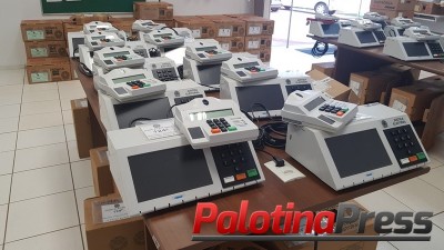 Palotina - Urnas eletrônicas começam a serem preparadas para a Eleição