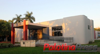 Palotina sedia I Mostra Interna de Teatro Amador 