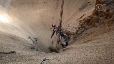 Paraná - Trabalhador é resgatado após ficar parcialmente soterrado em silo com soja