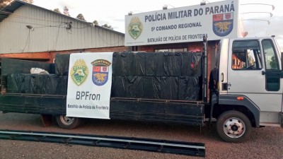 BPFron recupera caminhão furtado e apreende carga de contrabando em Entre Rios do Oeste - PR