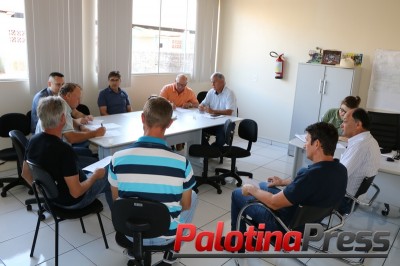 Reunião do Conselho do Meio Ambiente discute aquisição de balanças