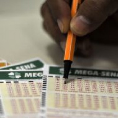 Mega-Sena acumula e pode pagar R$ 10 milhões na próxima terça-feira