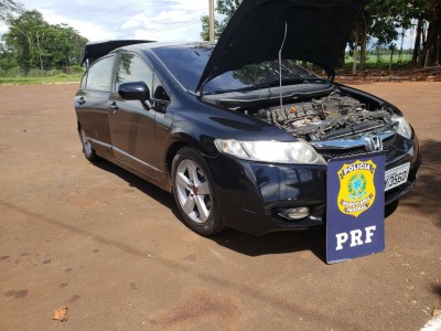 PRF RECUPERA VEÍCULO E PRENDE DOIS INDIVÍDUOS NA UNIDADE OPERACIONAL DE SANTA TEREZINHA DE ITAIPU/PR 