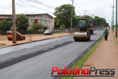 Obras de recapeamento asfáltico seguem em ritmo acelerado