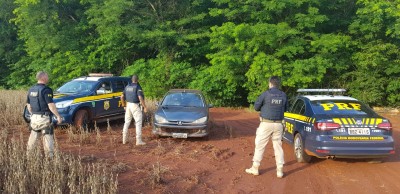 PRF RECUPERA VEÍCULO ROUBADO