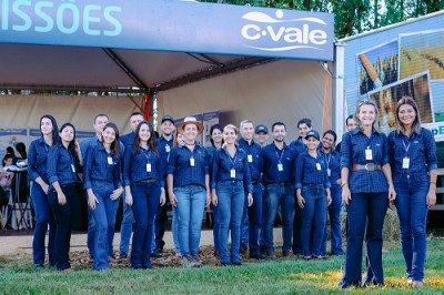 Trabalhe Conosco: Estande do Dia de Campo C.Vale atrai grande público em busca de emprego 