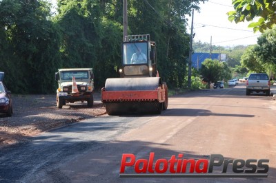 Prefeitura inicia operação “tapa buraco” no Jardim Imperial