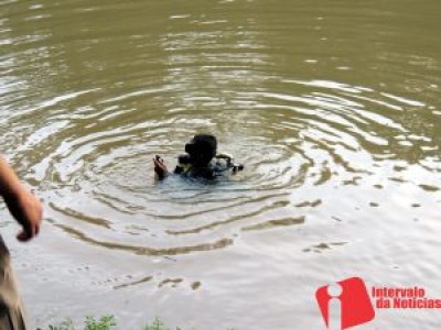 Pai vai tentar salvar filho com a ajuda do irmão e os três morrem afogados em rio do Paraná