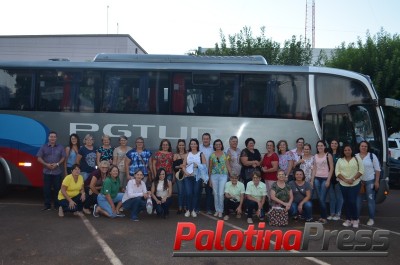 Integrantes dos Clubes da Mulher de Palotina prestigiam Show Rural Coopavel 