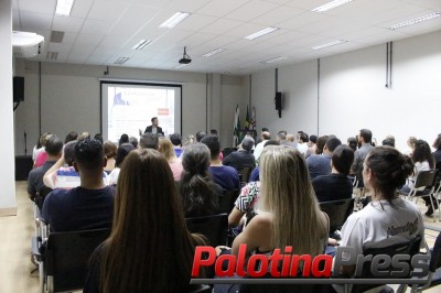 Consultor destaca oportunidades e desafios em palestra na Acipa