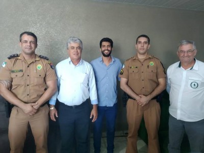 Comandante da 3ª Companhia faz reunião com as autoridades da cidade de Terra Roxa 