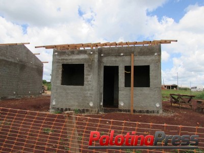 Construção de casas populares avança em Palotina