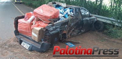 VEÍCULO CARREGADO COM CIGARROS PARAGUAIO SOFRE ACIDENTE NA BR 272
