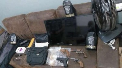 Trio de assaltantes morre em confronto com a Polícia Militar, em Londrina