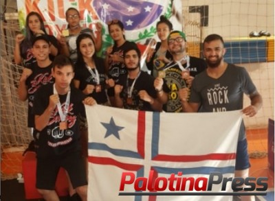 Atletas palotinenses se destacam em Campeonato Paranaense Kickboxing e vão representar Palotina no Campeonato Brasileiro.