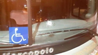 Motorista é baleado em assalto a três ônibus de compristas na BR 376, no Paraná