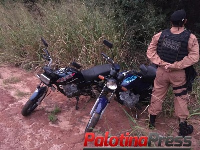 BPFRON APREENDE DUAS MOTOCICLETAS APÓS PATRULHAMENTO EM GUAÍRA-PR