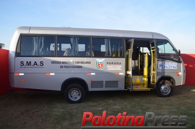 Palotina- CRAS recebe ônibus adaptado
