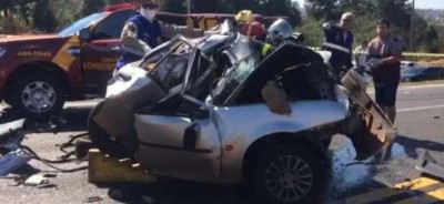 Grave acidente envolvendo sete veículos deixa mortos na BR 277, em Cascavel