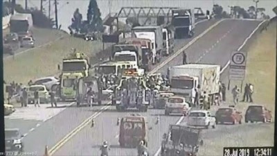 Somente perícia pode confirmar o que provocou acidente na BR 277, afirma PRF