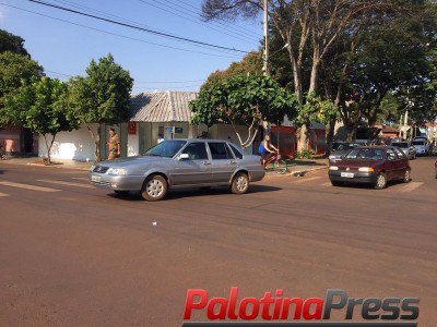 Acidente entre moto e carro deixa um ferido em Nova Santa Rosa