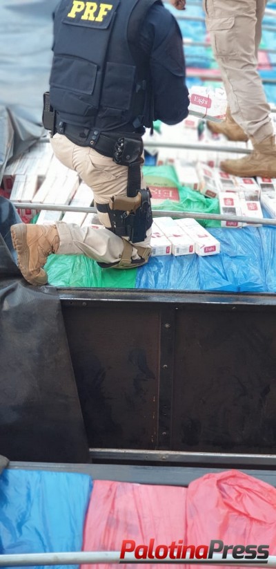 Em segundo dia consecutivo, carreta carregada de cigarro é apreendida no mesmo local pela PRF