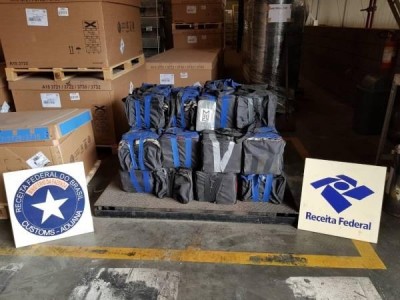 Receita Federal apreende 558 quilos de cocaína no Porto de Paranaguá