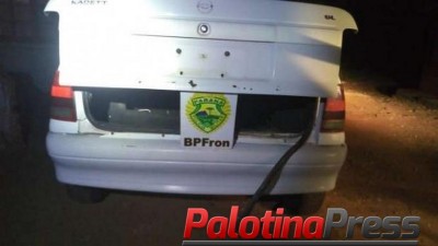 Carro preparado para o contrabando é apreendido em Foz do Iguaçu