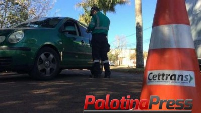 Mais de 100 motoristas sem CNH foram autuados em agosto, aponta Cettrans