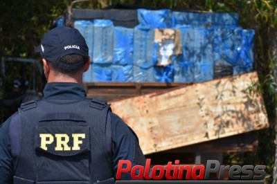 Com ajuda de helicóptero, polícia encontra caminhão com cigarro em meio à mata