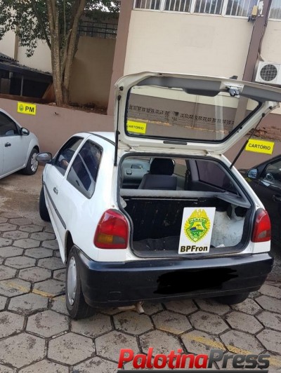 BPFRON NA OPERAÇÃO HÓRUS SUL IMPEDE QUE CARRO FURTADO NESTA MADRUGADA EM TOLEDO-PR ATRAVESSE AO PARAGUAI