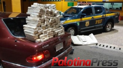 PRF apreende maconha e munições em carros paraguaios