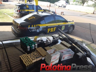 PRF APREENDE ARMAS E MUNIÇÕES EM CÉU AZUL/PR