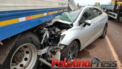 Empresário de Nova Santa Rosa fica ferido e veículo é destruído em acidente próximo a Maripá