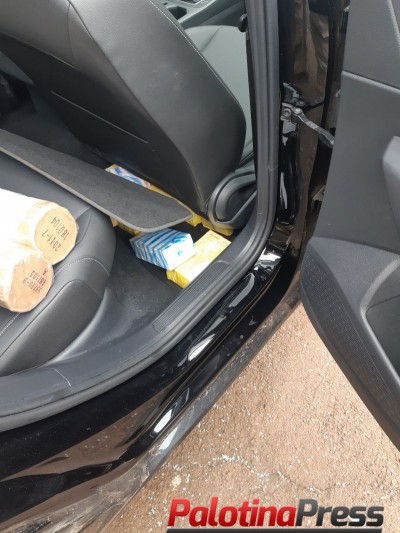 PRF encontra celulares em fundo falso de automóvel