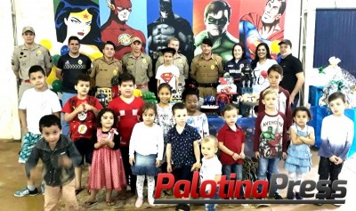 Com o tema Heróis, PM, Bombeiro e SAMU de Palotina abrilhantam festa de aniversário.