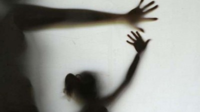 Homem pede copo de água e tenta abusar sexualmente de criança de nove anos