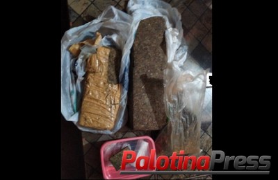 Palotina - Após denúncia de tráfico de drogas, PM prende indivíduos com maconha, espingardas e munições.