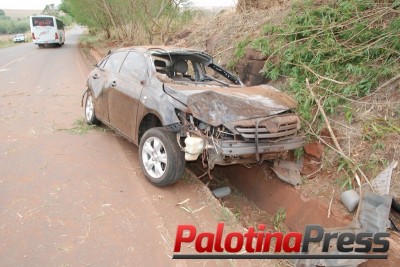 Palotina - Mulher fica ferida em grave acidente próximo ao Rio Piquiri