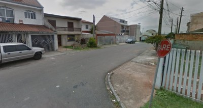 Curitiba - Criança de três anos solta da mão da tia e é morta por motorista embriagado em Curitiba