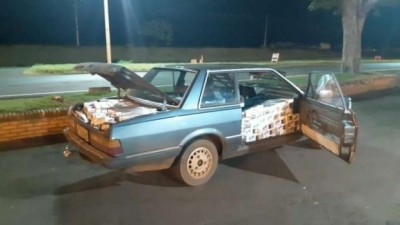 Carro com cigarros é apreendido pela PRF após perseguição pela BR 163