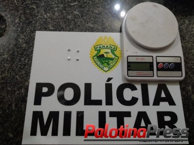 Palotina - PM prende indivíduo por tráfico de drogas, ameaça, desacato e resistência a prisão. 