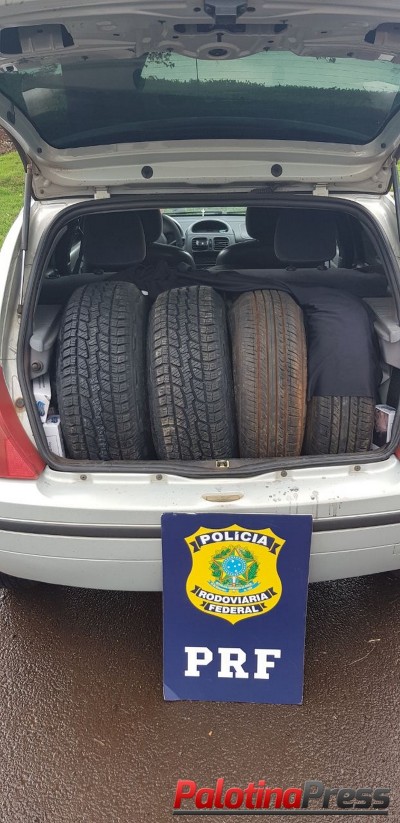 PRF  APREENDE VEÍCULO ABARROTADO DE MERCADORIAS.