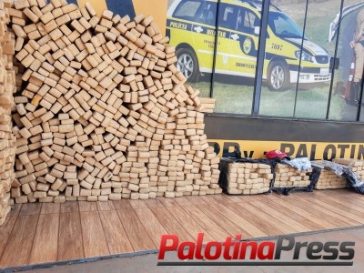 Posto Policial Rodoviário de Palotina apreende veículo carregado com 489 Kg de maconha.