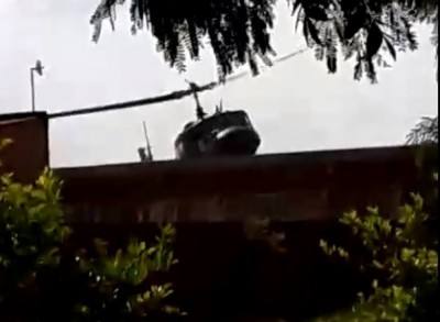 Helicóptero do Exército paraguaio cai e explode logo após decolar na fronteira com o Brasil.